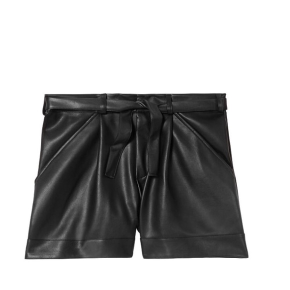 NWT Sz Large Victoria’s Secret Faux Leather Shorts - Picture 5 of 8